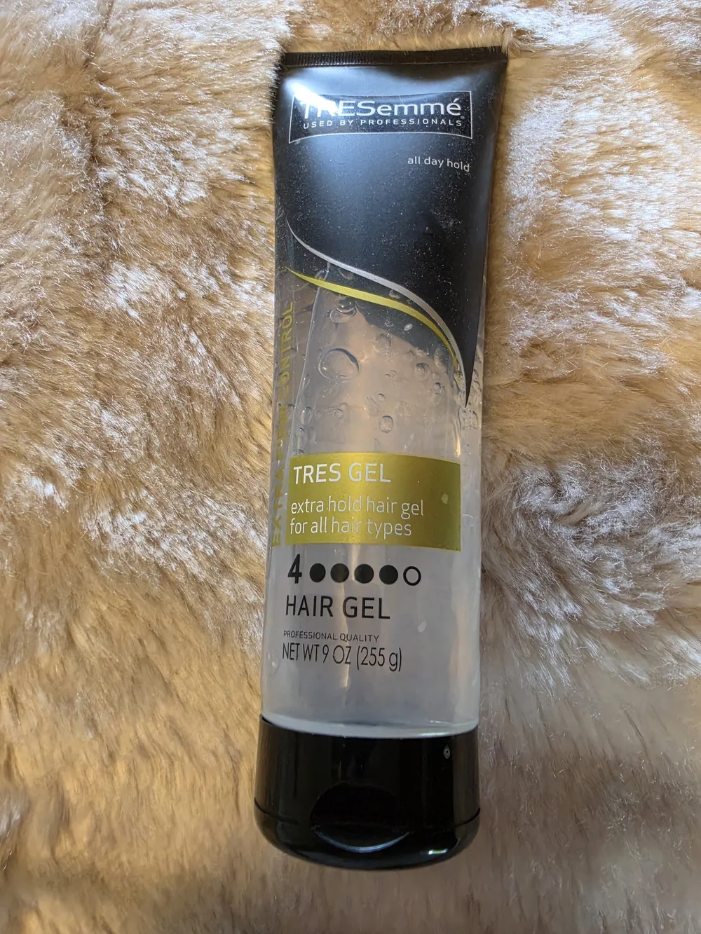 TRESemmé Tres Gel Extra Hold Hair Gel — Black/Clear